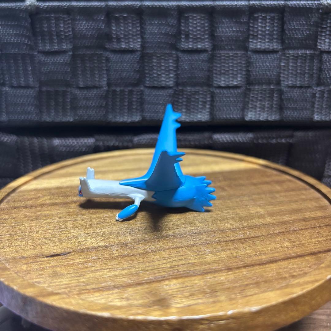 モンコレ メガラティオス フィギュア