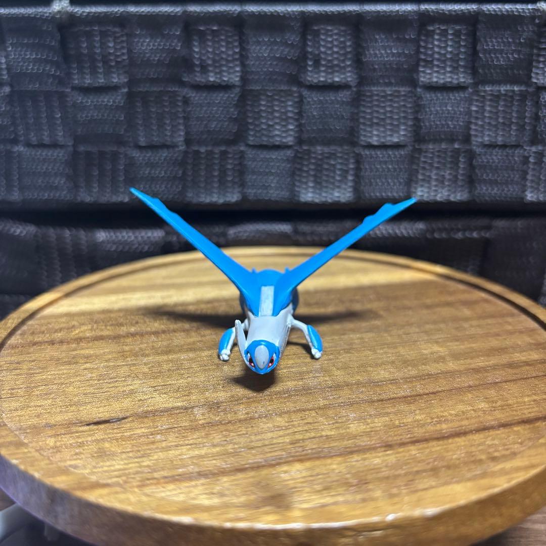 モンコレ メガラティオス フィギュア