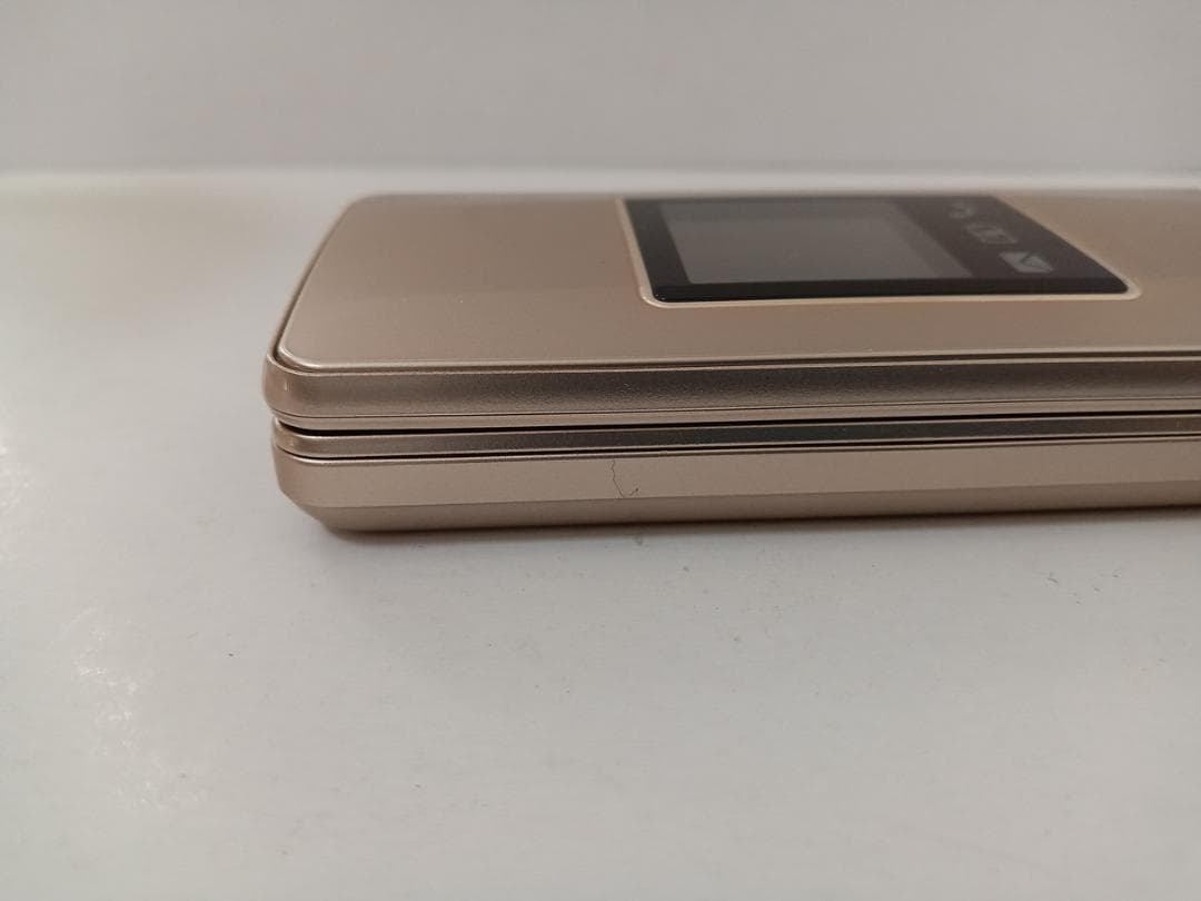 ☆ SoftBank かんたん携帯11 A207SH ゴールド