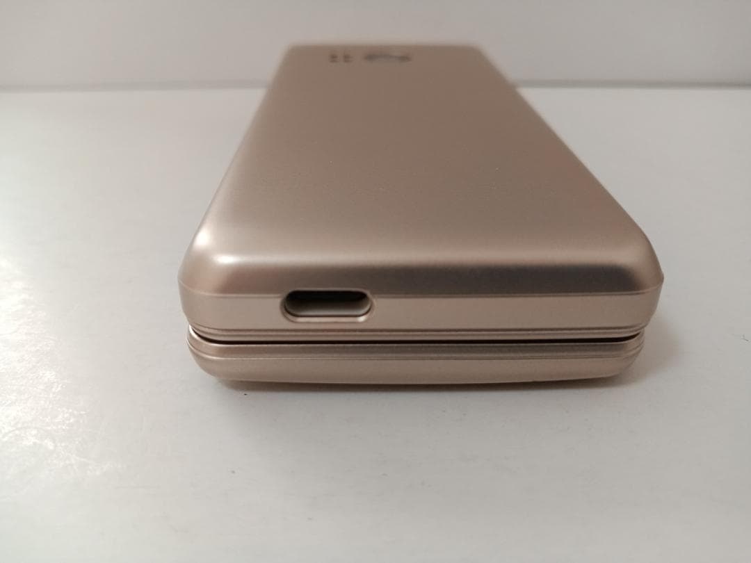 ☆ SoftBank かんたん携帯11 A207SH ゴールド