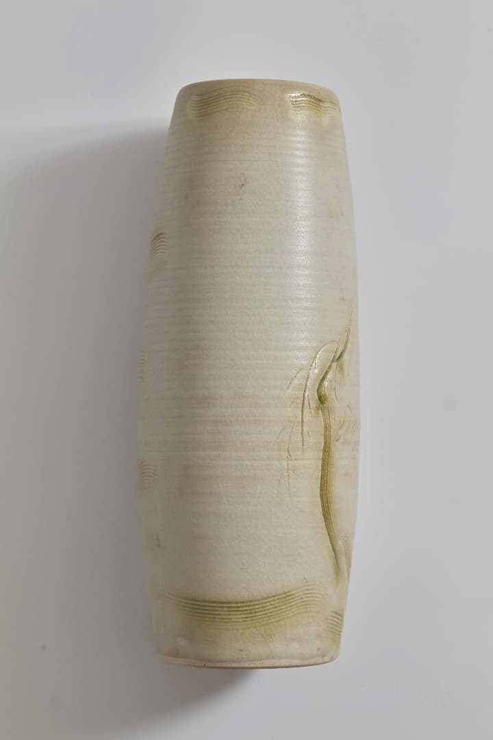 陶器製花瓶 [ 柳の模様 ]