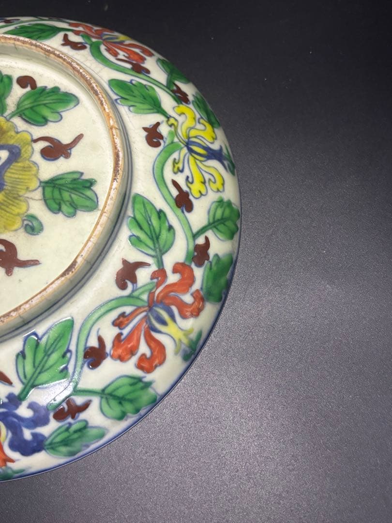 中国　明清時代 ドラゴン装飾の陶器皿