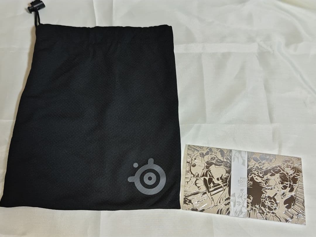 SteelSeries Arctis Nova Pro Wireless+パッド