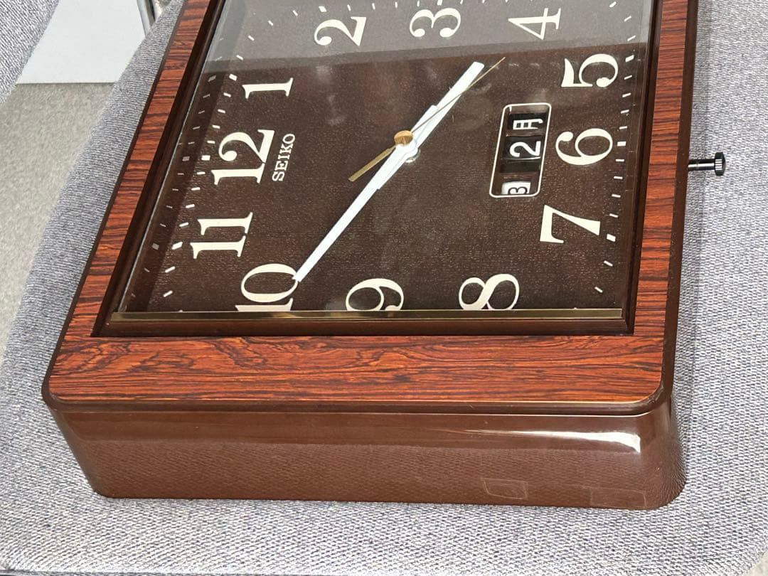 70's　SEIKO　掛け時計　ミッドセンチュリー　ビンテージ　レトロ　木目調