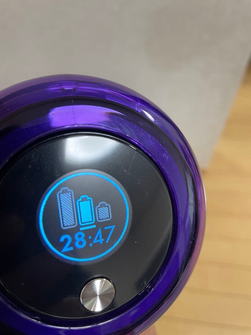 ダイソン　Dyson v11スティッククリーナー