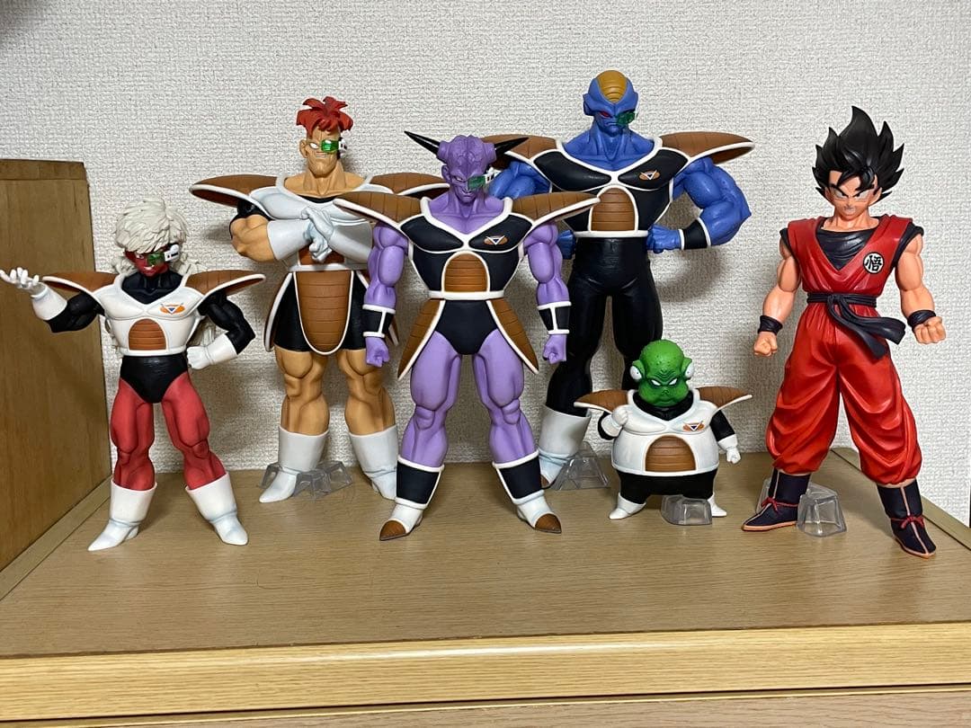 ドラゴンボール一番くじギニュー特戦隊フィギュアセット　界王拳悟空付き