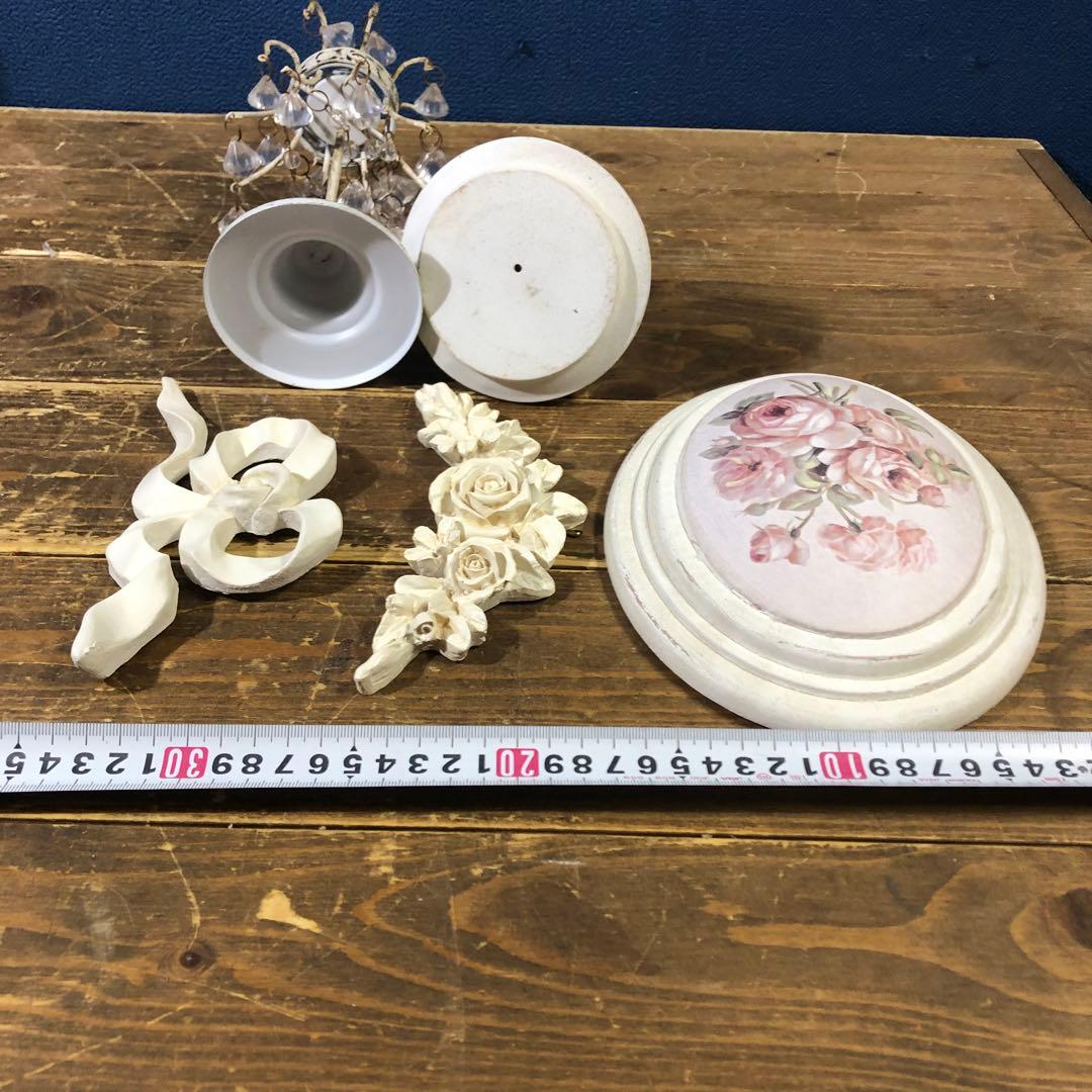 シャビーシック　壁掛けインテリア　リボン　バラ　キャンドルホルダー　キラキラ