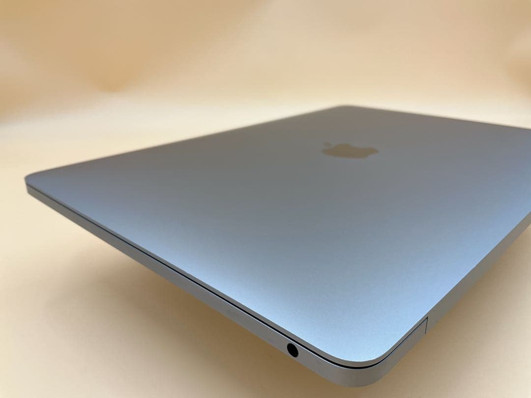 【超美品・BT100％】Macbook Pro 2022 M2 16/500GB