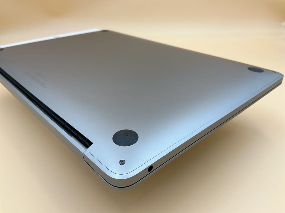 【超美品・BT100％】Macbook Pro 2022 M2 16/500GB