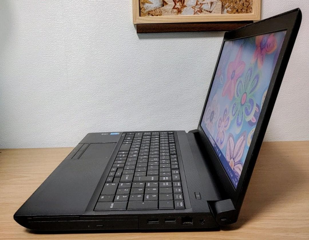 TOSHIBA dynabook Corei3 メモリ8GB SSD512GB