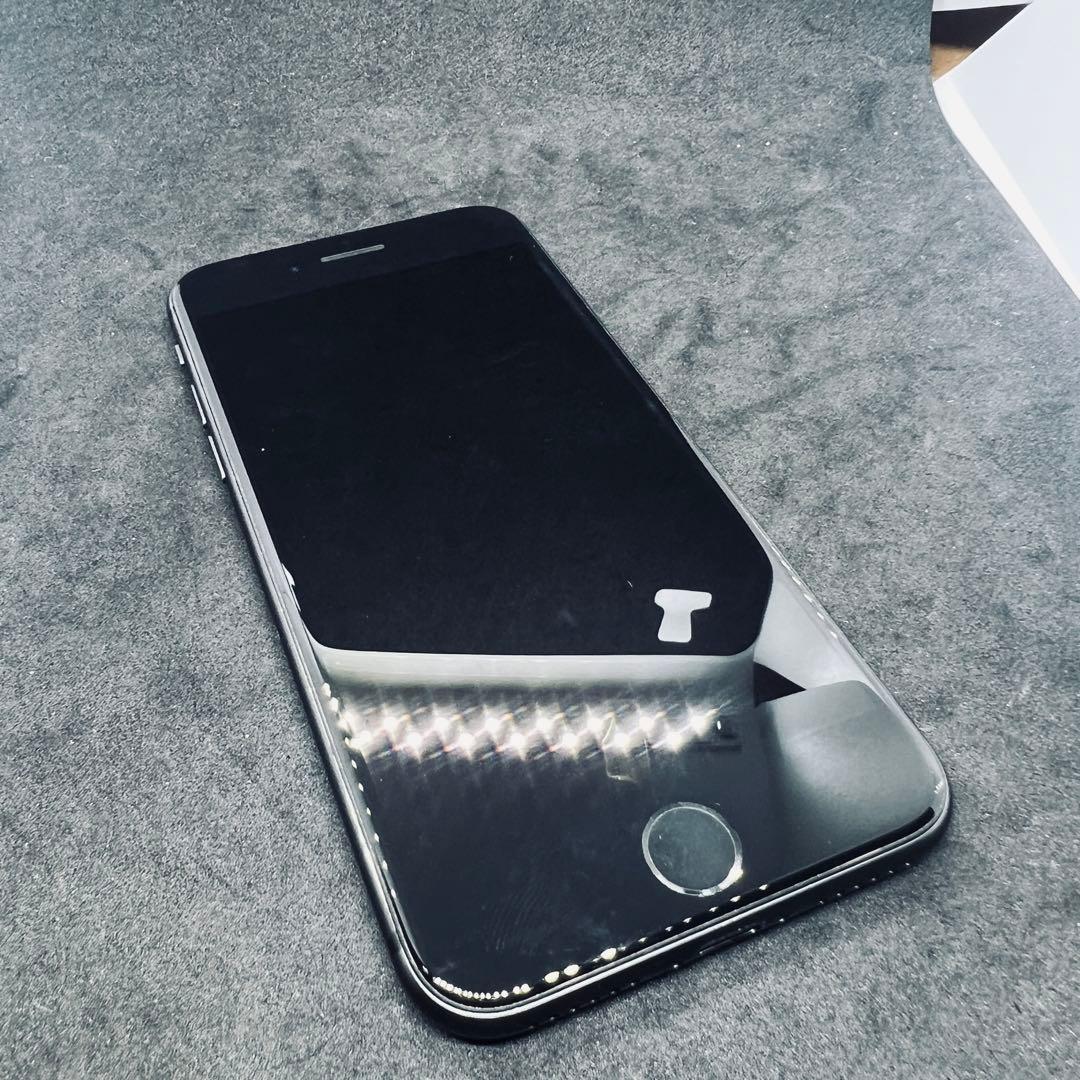 【SIMフリー】 iPhone 8  256GB スペースグレイ 本体