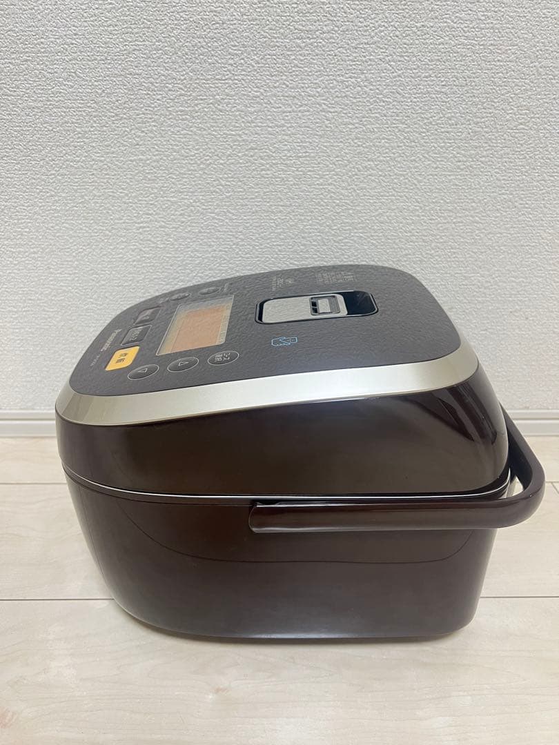 【極美品】パナソニック スチームIH炊飯器5.5合 銀シャリダイヤモンド竈釜