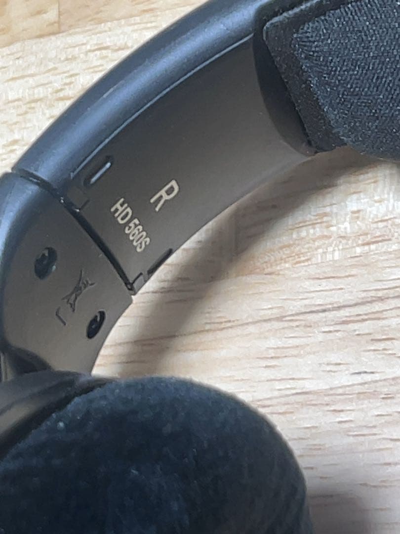 ゼンハイザー HD 560S