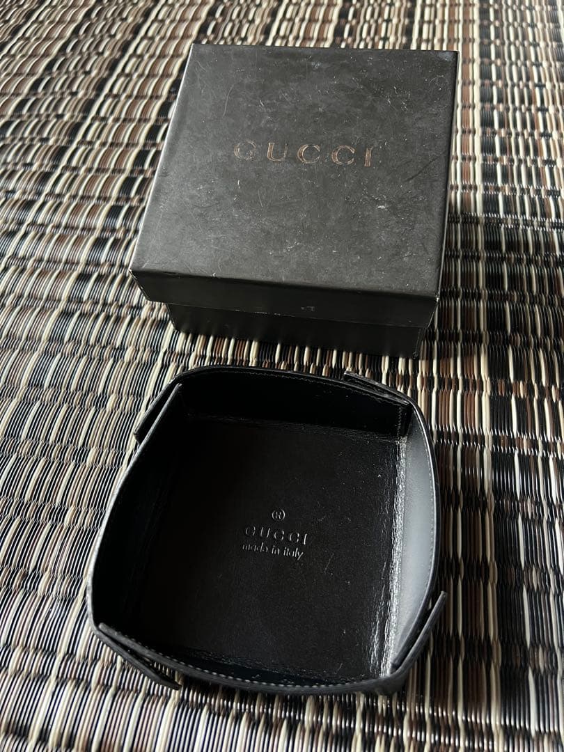 GUCCI ブラックレザー アクセサリーケース（箱付き）