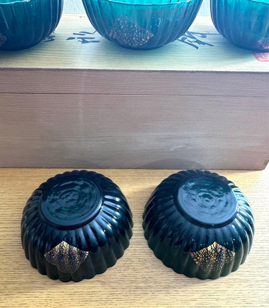 長崎ガラス　亀井ガラス　グリーン　菊形小鉢　未使用品　五客組　共箱
