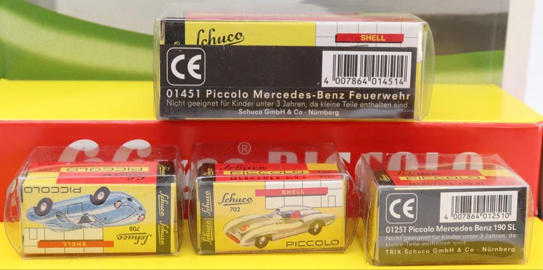 Schuco Piccolo display Setピッコロ4台紙製ディスプレイ