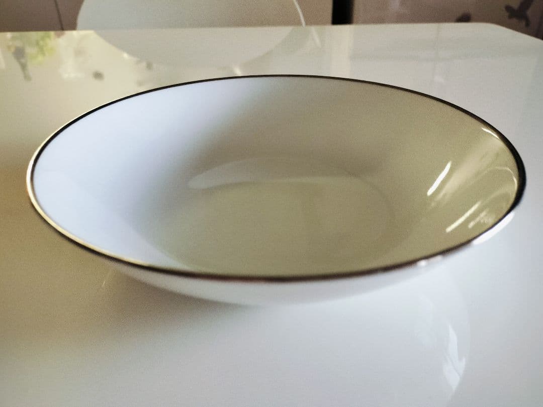 ボウル ホワイト 銀縁 約24cm ベルナルドフランス製