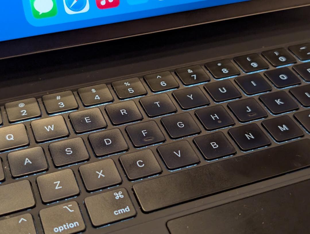 iPad Pro 12.9 (第3世代) 256GB マジックキーボード