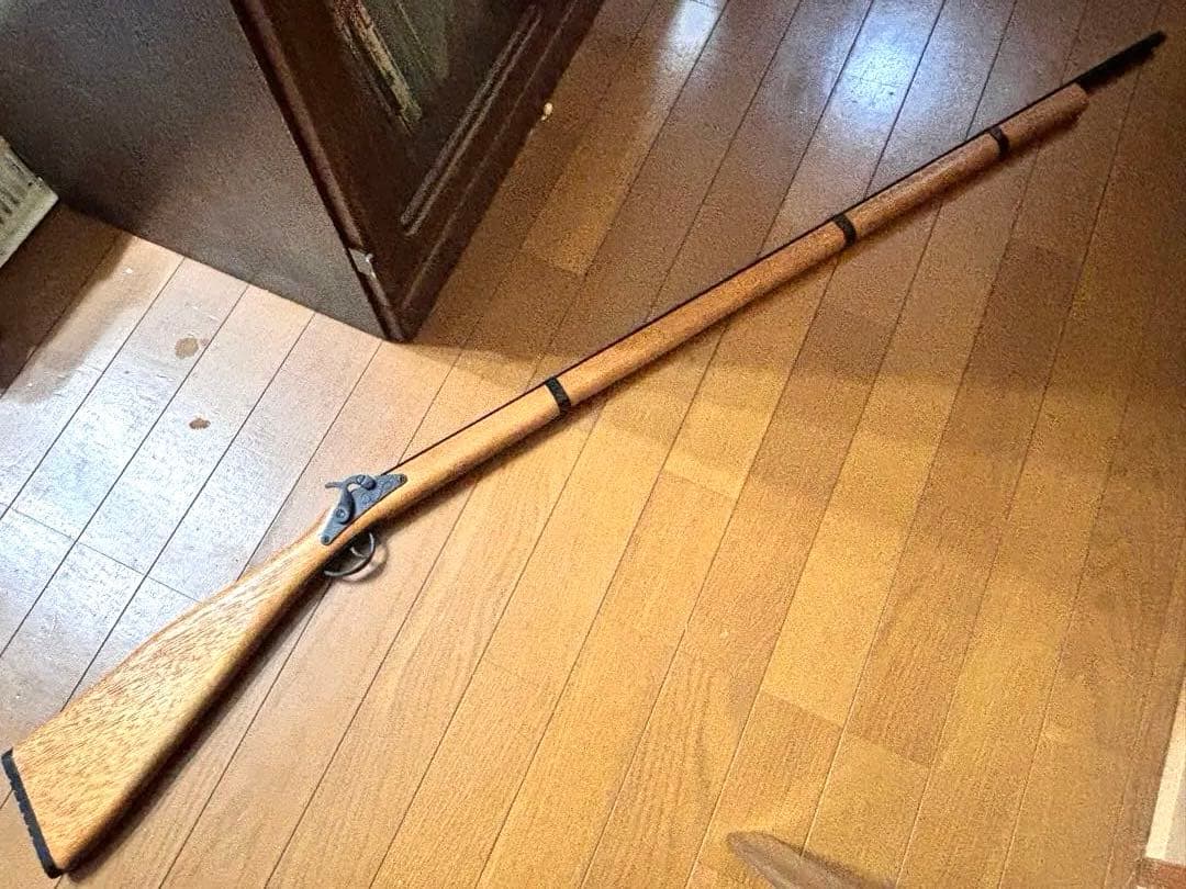 マルシン製　イミテーションライフル銃 ディズニーランド購入