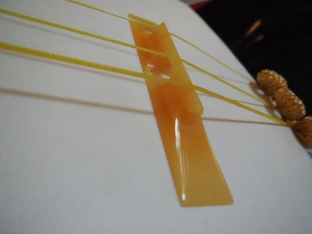 遺品整理 三味線 三絃 本体 地唄 バチ 紅木 あやすぎ胴 桐箱 フルセット