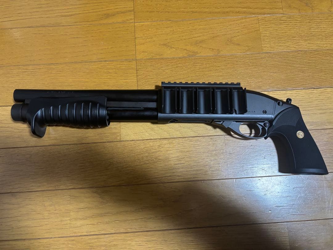 東京マルイ　M870 ブリーチャー