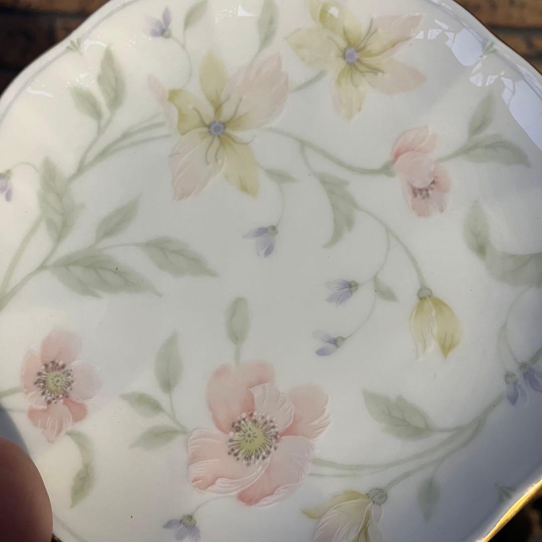 D-4 【美品】ナルミ (NARUMI) ボーンチャイナ 花柄小皿 5枚セット