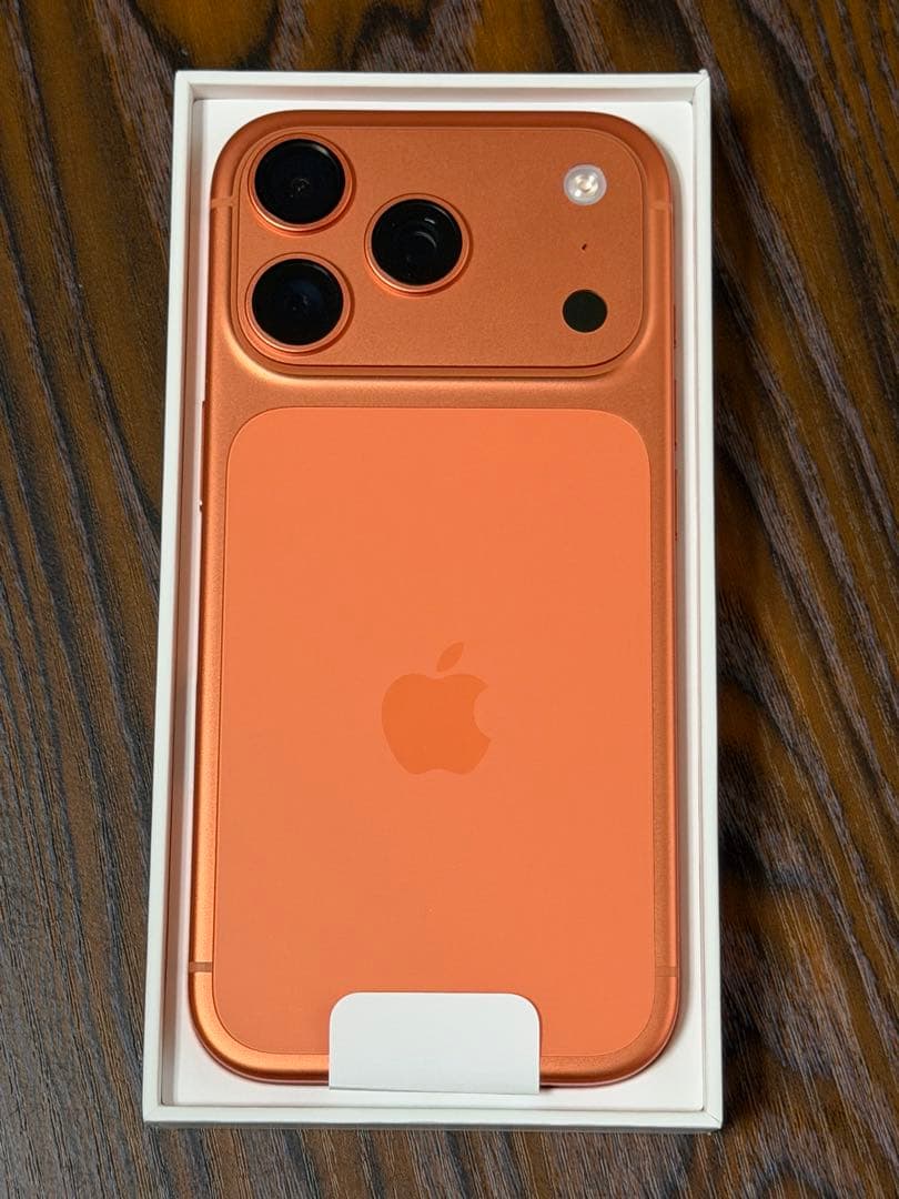 iPhone 17 Pro 256GB コズミックオレンジ