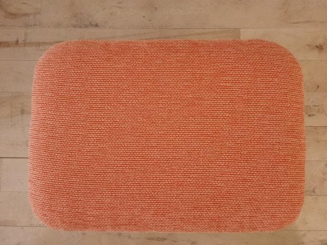 北海道手作り家具　ケヤキ材　スツール　２色選択可能 ＳＨ４４５