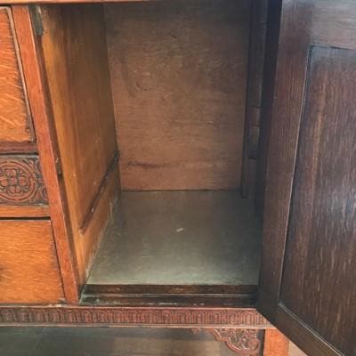 イギリス　アンティーク家具ワイドチェスト