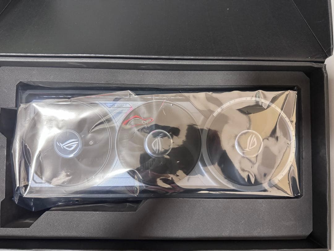 CPU Z790 EXTREME /THOR II 1200W / HERCULX