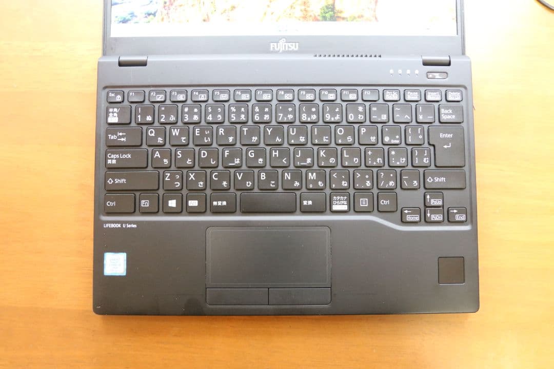 富士通 Lifebook U939/B core i5 8GB 256GB