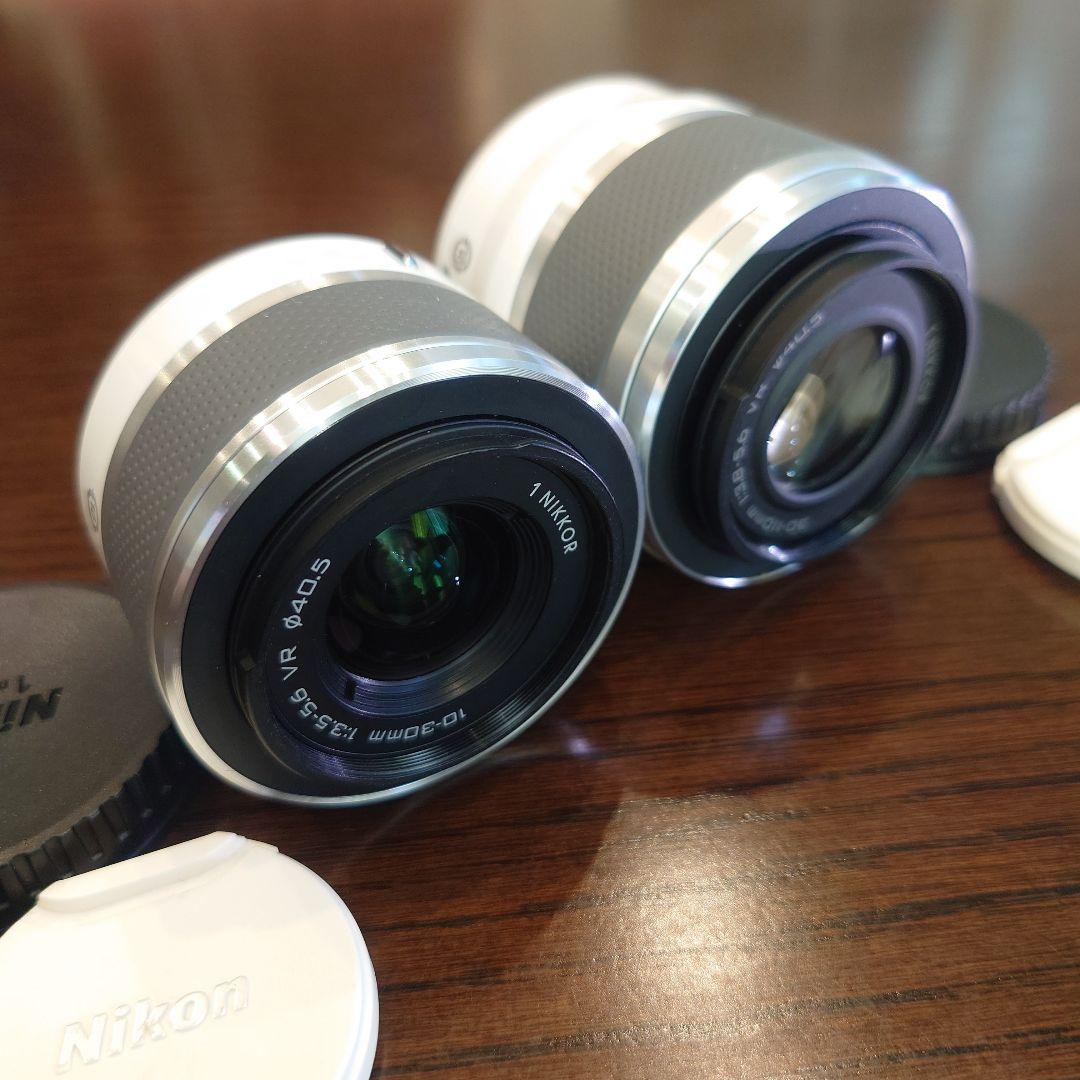 Nikon 1 J1 ダブルズームキット　ホワイト