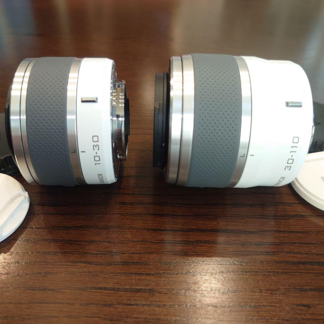 Nikon 1 J1 ダブルズームキット　ホワイト