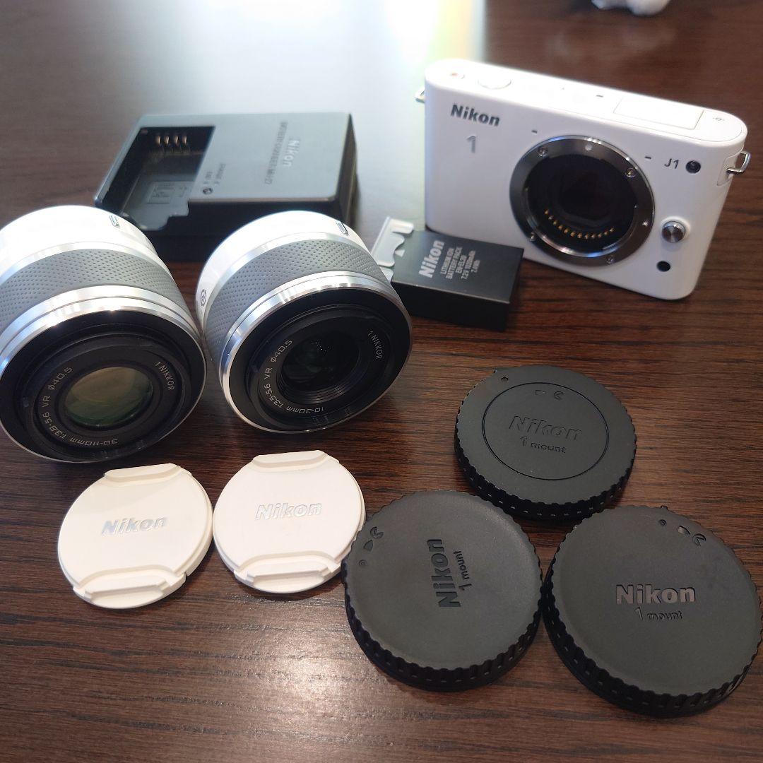 Nikon 1 J1 ダブルズームキット　ホワイト