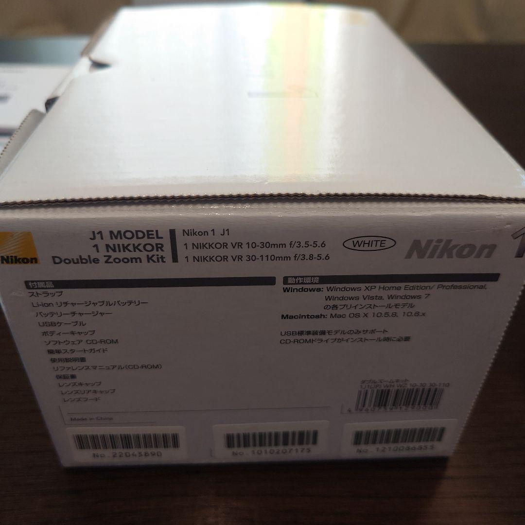 Nikon 1 J1 ダブルズームキット　ホワイト