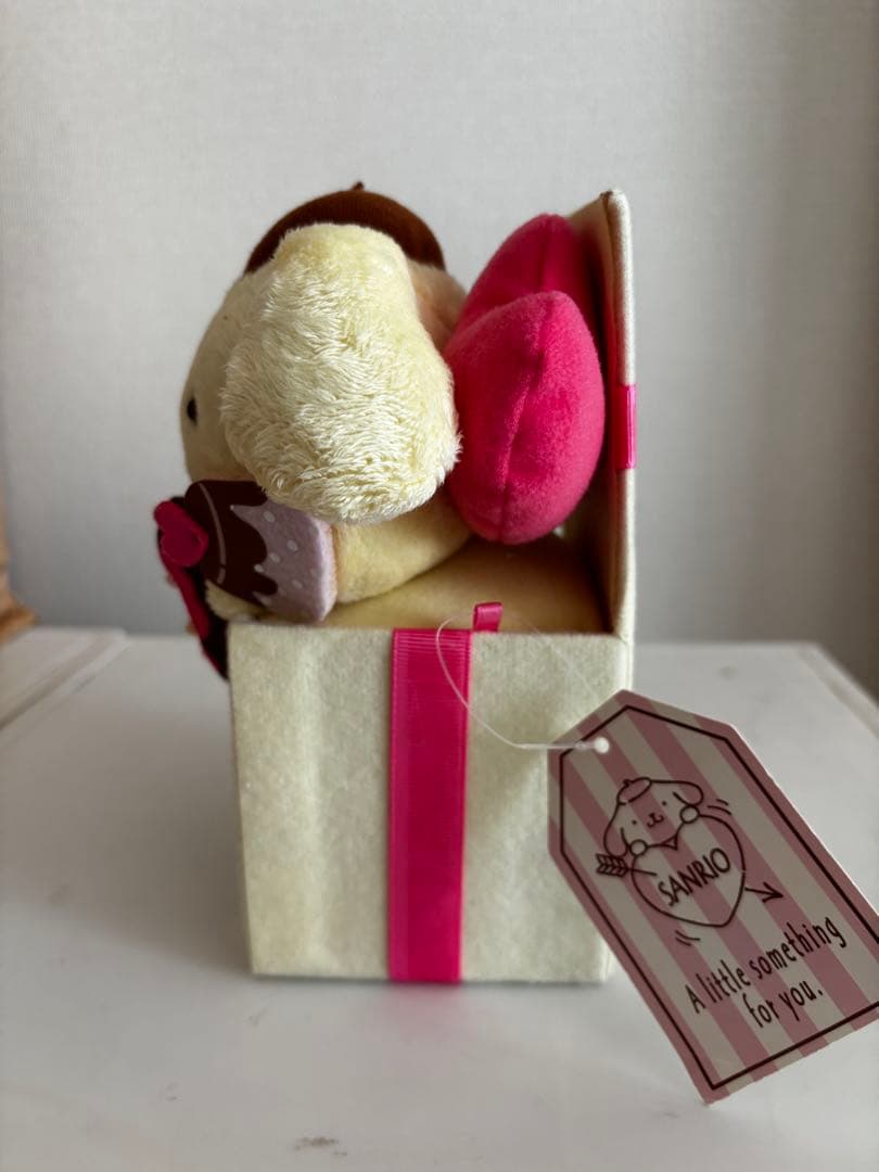 サンリオ　ポムポムプリン　ぬいぐるみ　2018年製　ハート　ギフトボックス