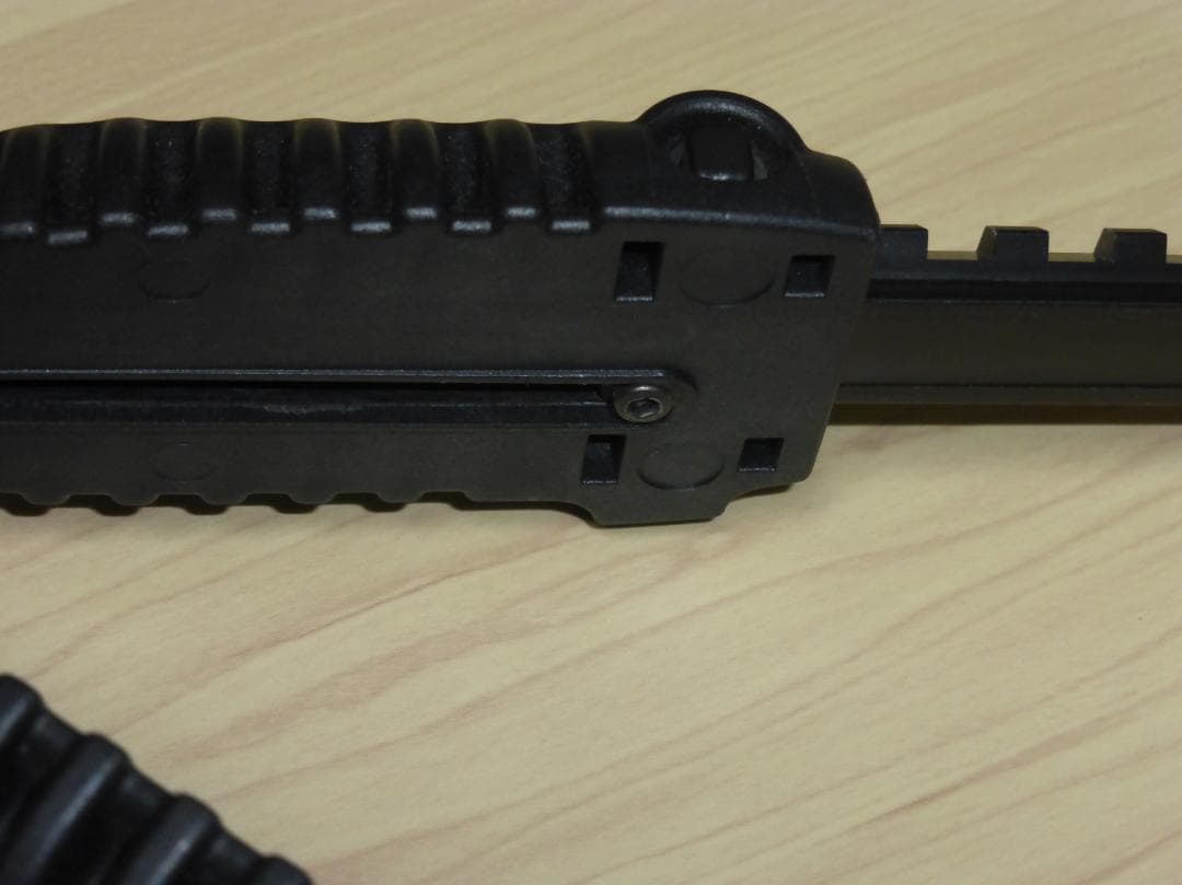 FAB Defense バイポッドグリップ T-POD クイックリリース