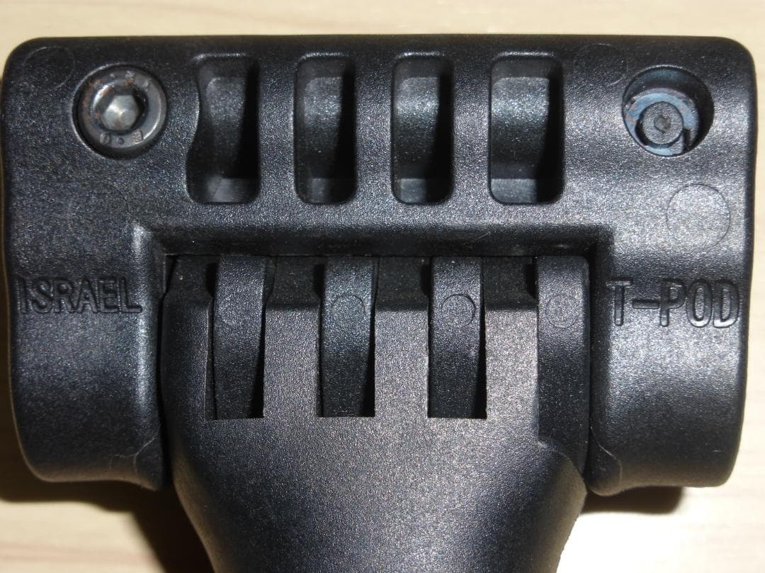 FAB Defense バイポッドグリップ T-POD クイックリリース