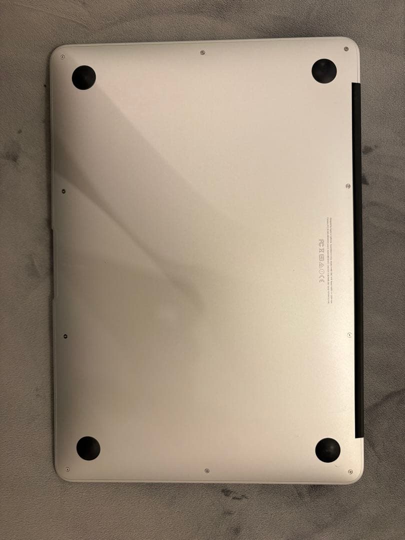 MacBook Air 13インチ 2017 SSD256GB 初期化済み