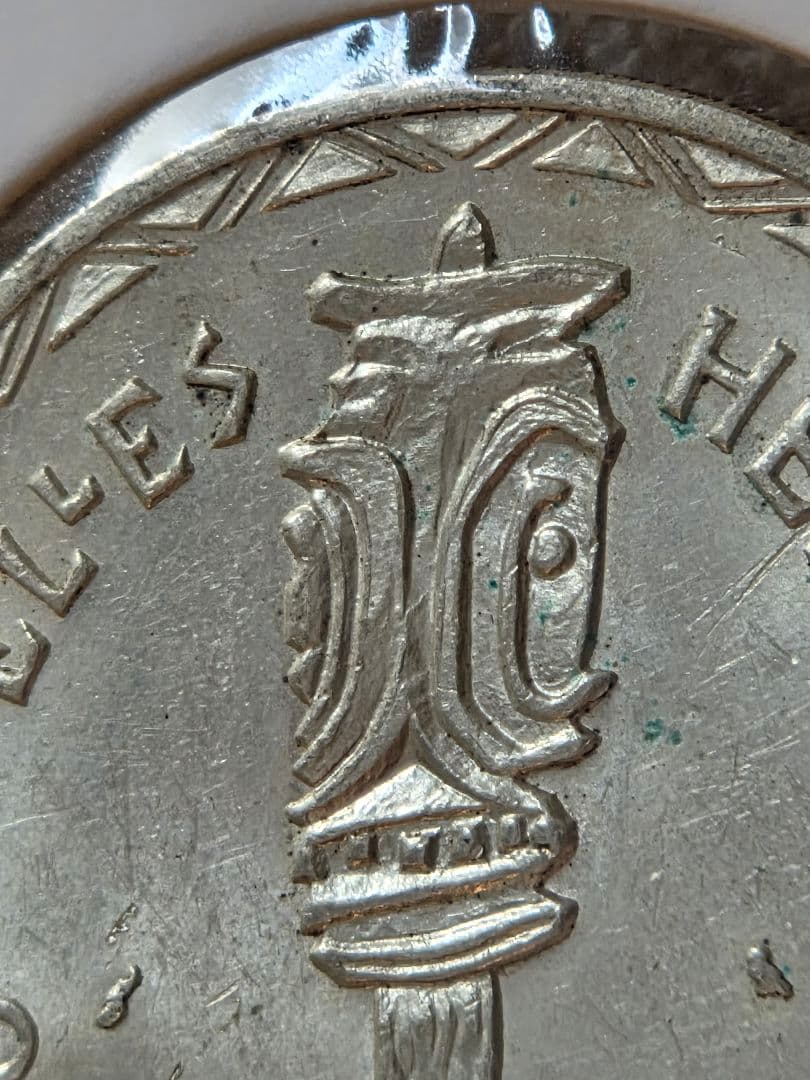 フランス領ニューへブリジース諸島　マリアンヌ像　100フラン銀貨