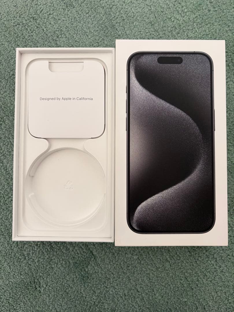 Apple iPhone15 pro 128GBブラックチタニウム