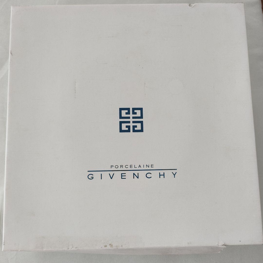 GIVENCHY ジバンシー　金リム　パーティー皿セット　新品　レア物
