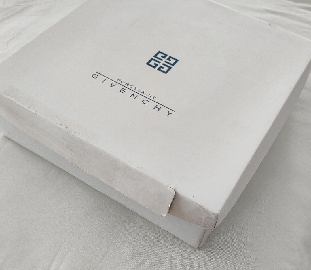 GIVENCHY ジバンシー　金リム　パーティー皿セット　新品　レア物