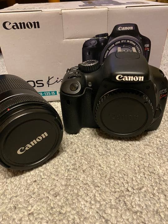 Canon EOS KISS X4 EF-S18-135 IS デジタル一眼レフ