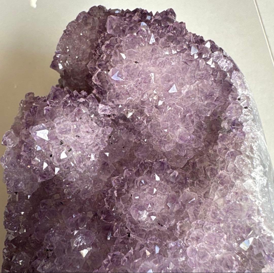❤️買い得　レア　綺麗　1kg ✳キラキラ　アメジストクラスター　ドーム　天然石