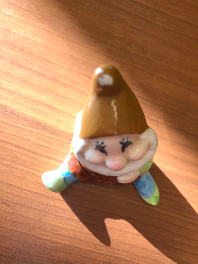 ディズニーランド 陶器フィギュア 白雪姫と7人の小人たち 置物
