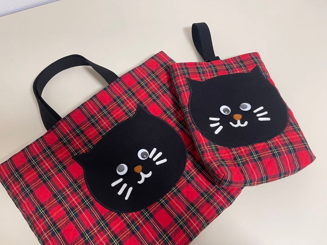 ハンドメイド⭐︎完成品⭐︎ネコちゃん　レッスンバッグ　上履き入れセット　チェック