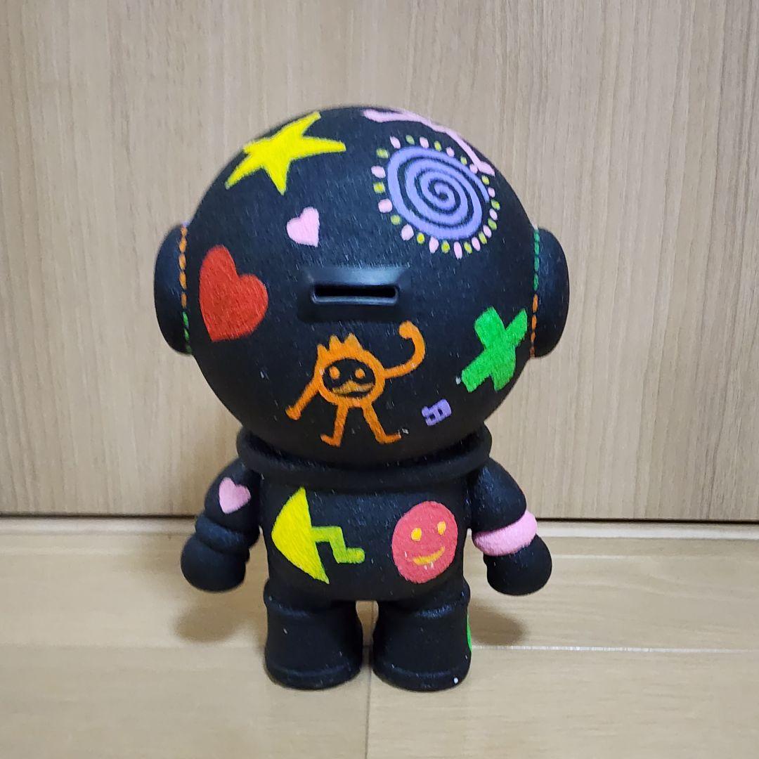 【世界に一つだけ！】POPなデザインの宇宙飛行士