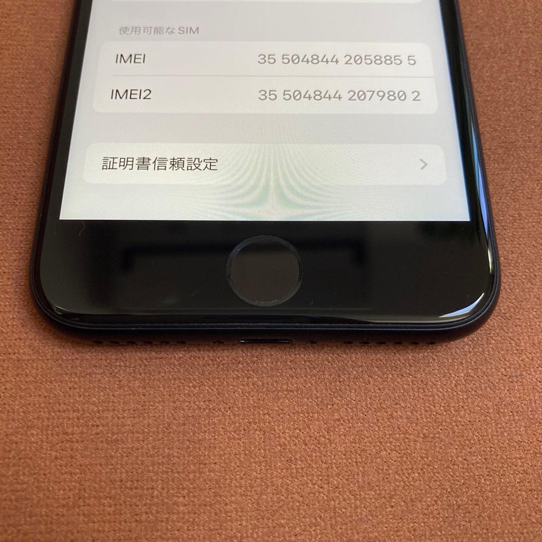 566【早い者勝ち】iPhoneSE2 第2世代 64GB SIMフリー☆