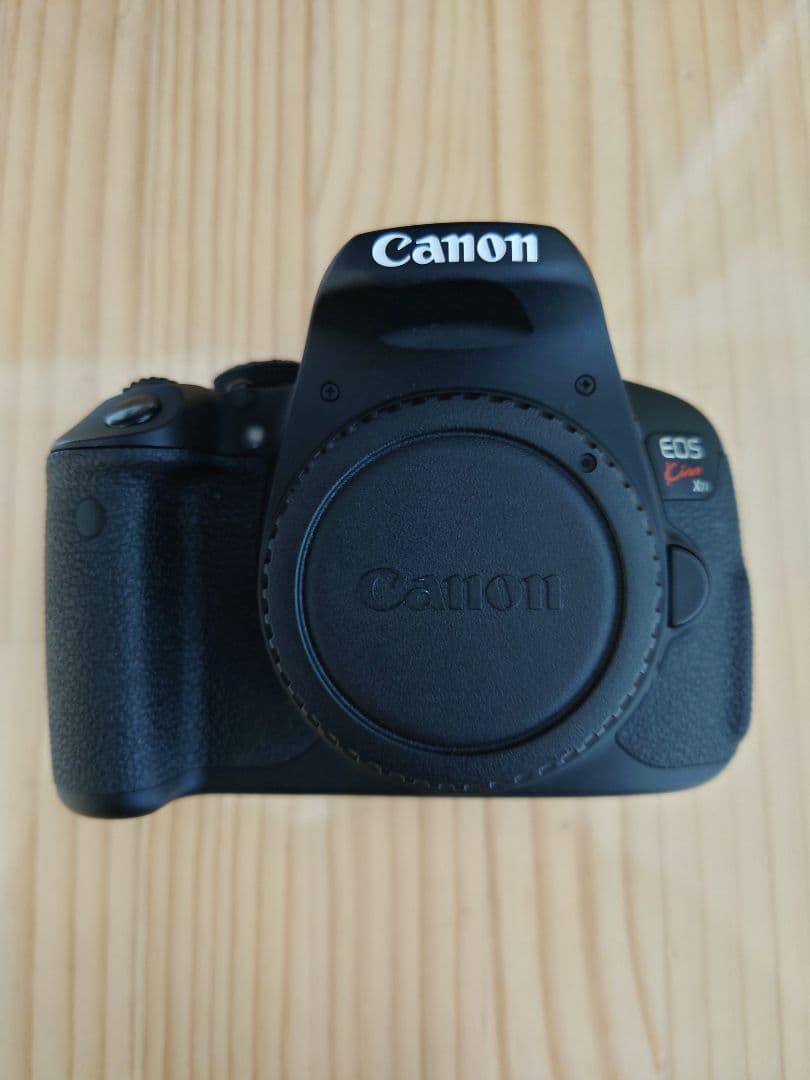 美品 Canon キャノン EOS Kiss X7i シャッター数 約1606回